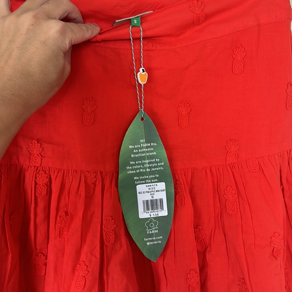 Farm Rio red 3D Pineapple mini skirt size S - Picture 2 of 3